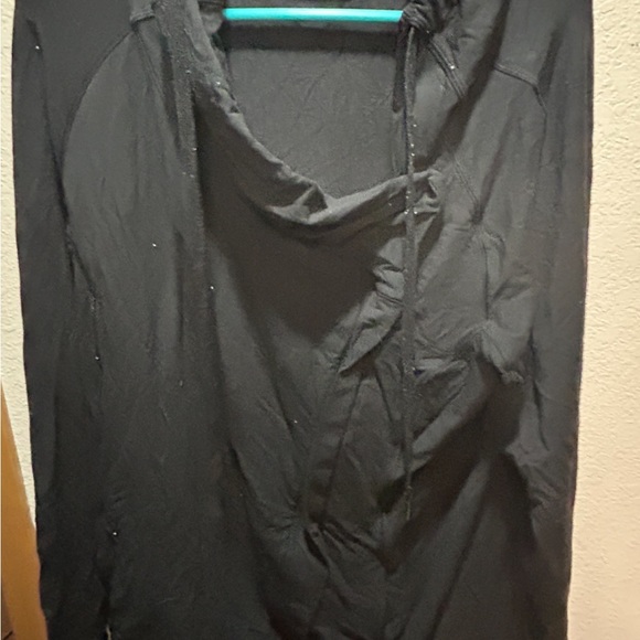 lululemon athletica Black Hoodie - Picture 1 of 9